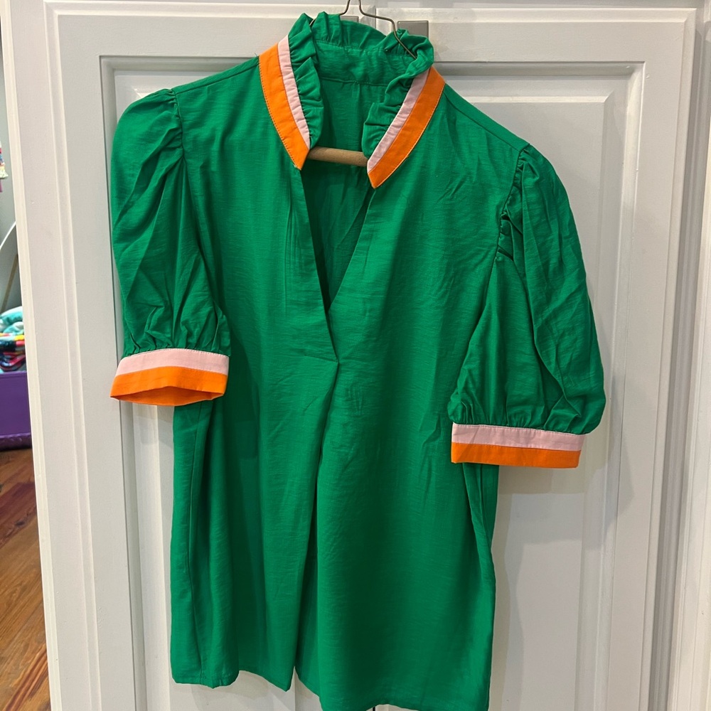 Trim Collar Green SS Blouse with Orange and Peach Trim